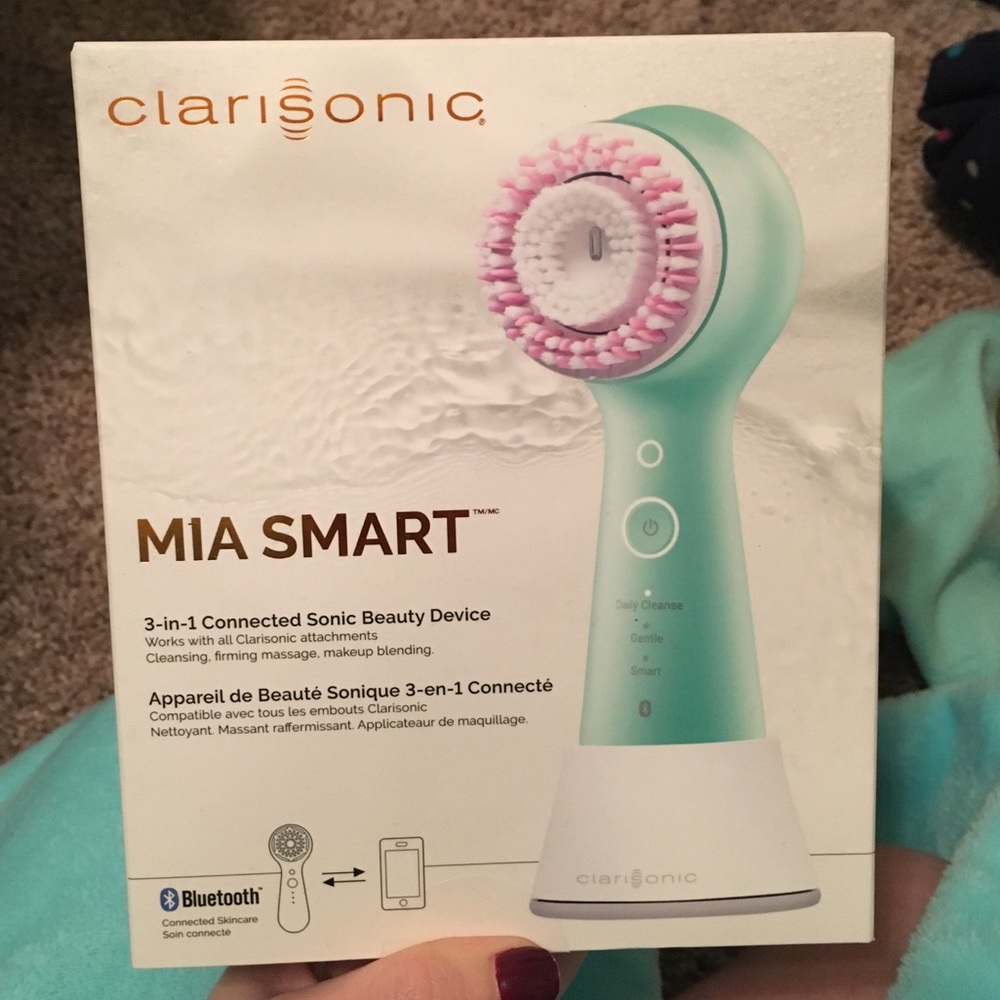 Brand new unopened Clarisonic Mia Smart in Mint